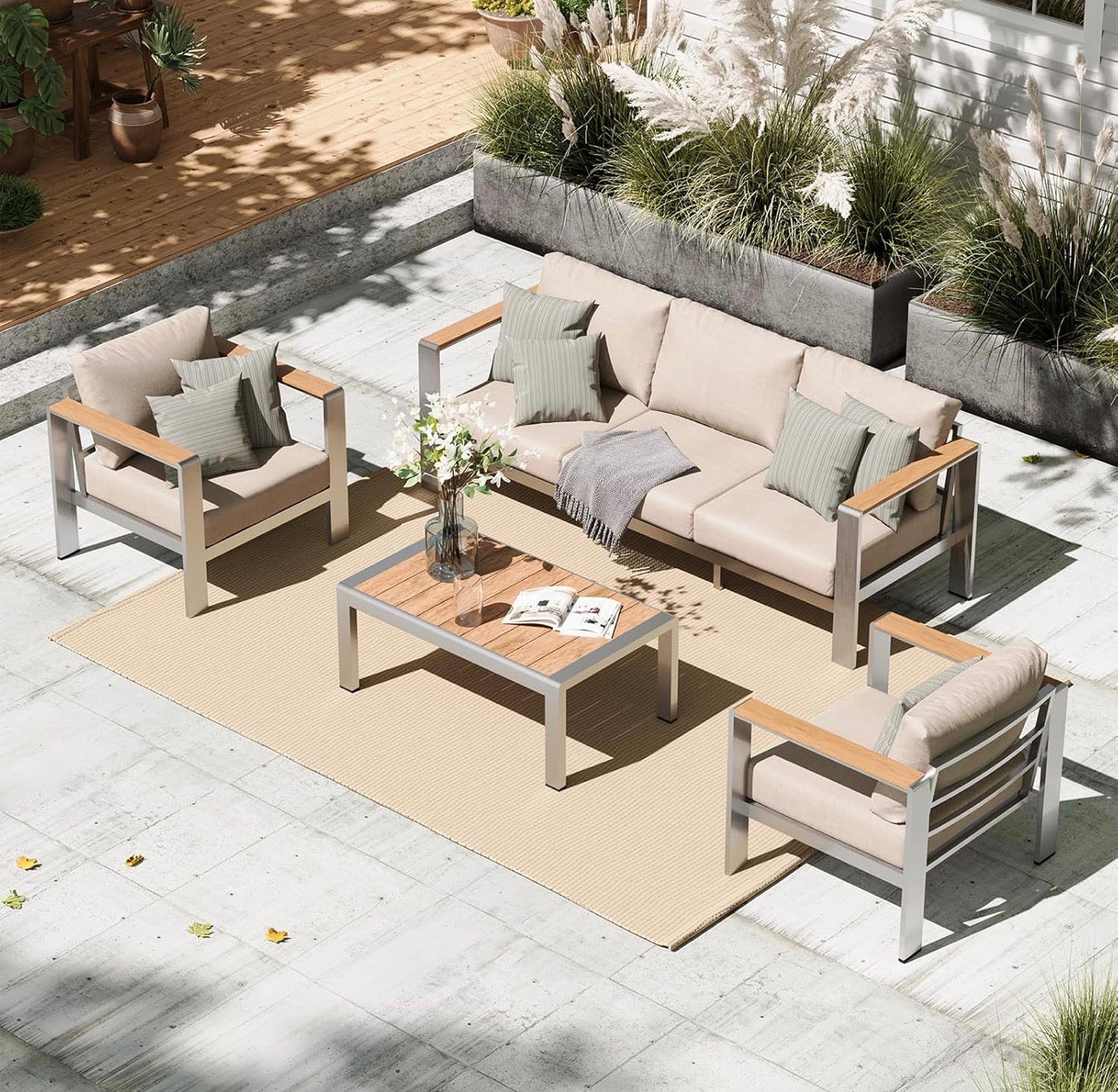 Set 4 piezas exterior aluminio cojines beige.