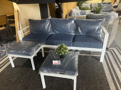 Mueble aluminio blanco con cojines azul 3 piezas.